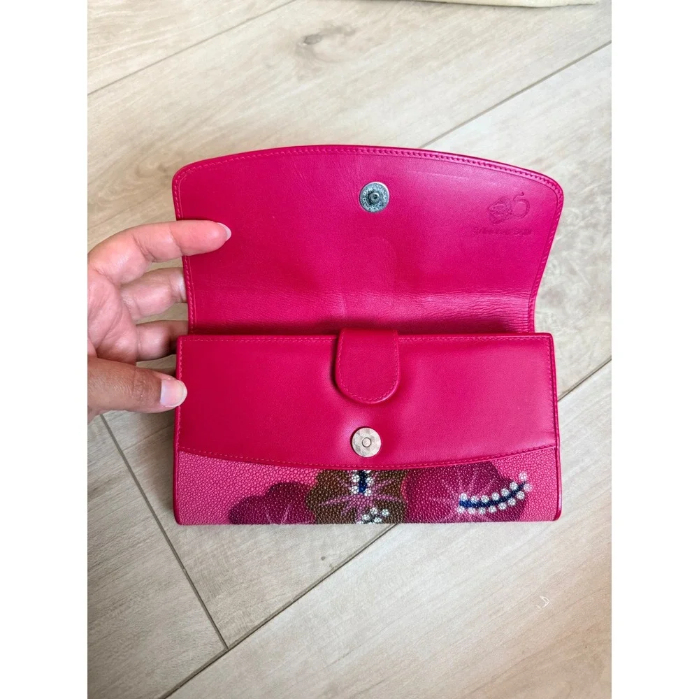Genuine Stingray Skin Wallet Rare Hibiscus Pink Floral Design Made in Thailand